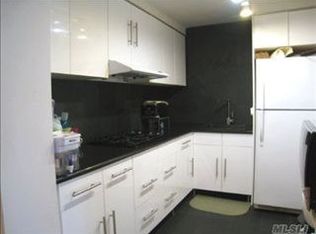4251 159th St APT 1A, Flushing, NY 11358