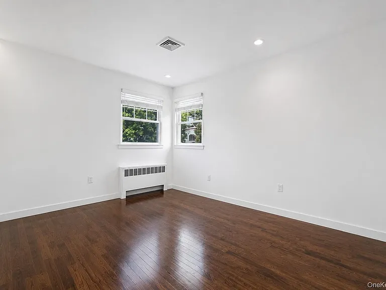 38 Birchwood Park Dr — Photo 10