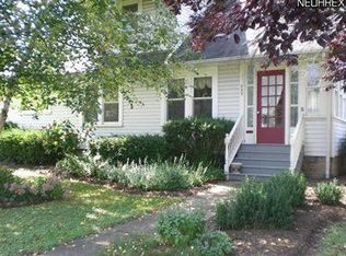 111 S West St, Columbiana, OH 44408