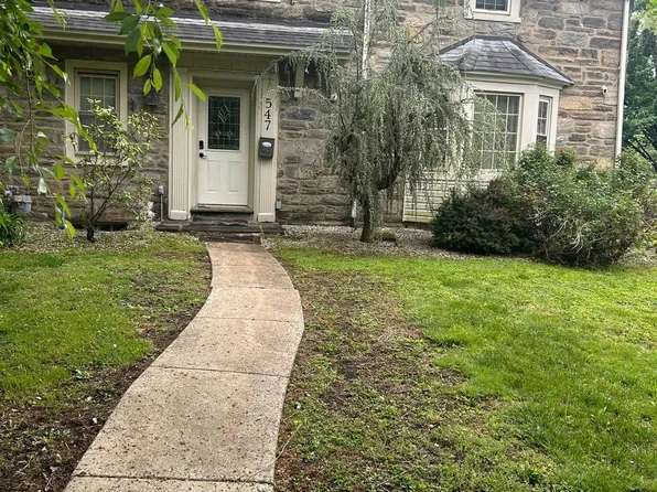 547 Baeder Rd, Jenkintown, PA 19046