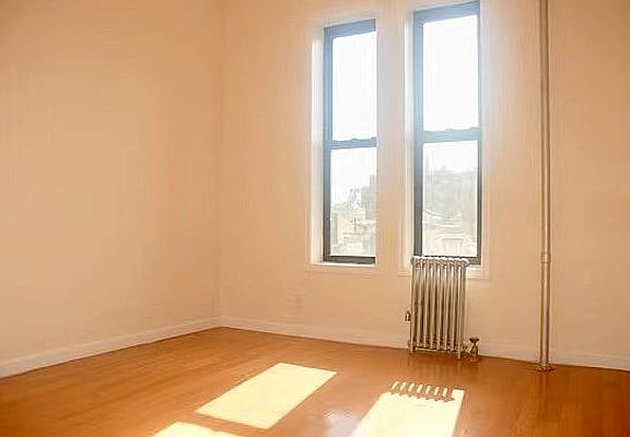 2nd image of 54 Henry St APT 14