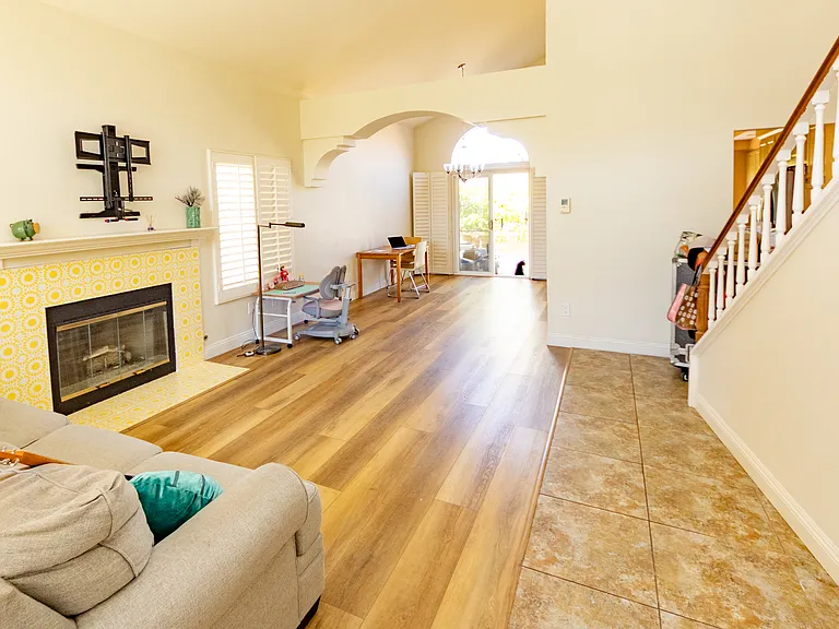 1559 Madrid Dr — Photo 5
