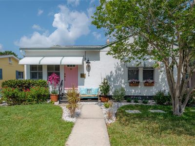 8326 6th St N, Saint Petersburg, FL, 33702