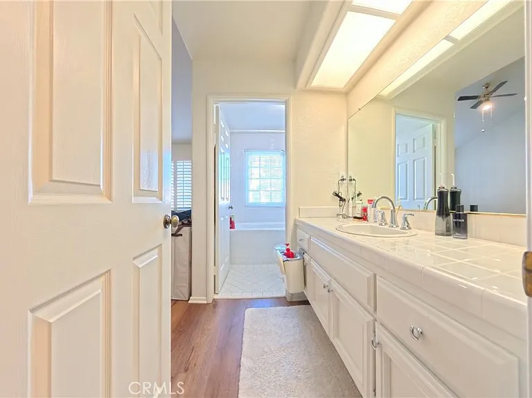 415 E Bougainvillea Ln — Photo 31