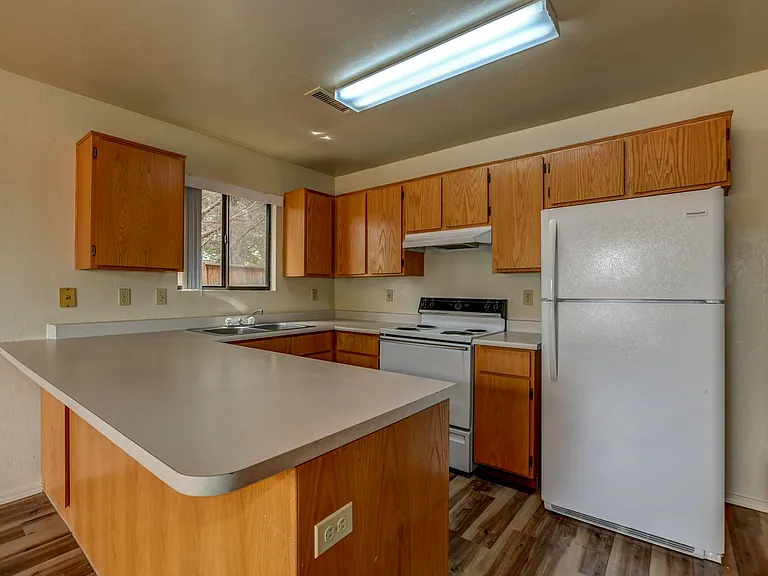 6284 N Buckboard Dr — Photo 9
