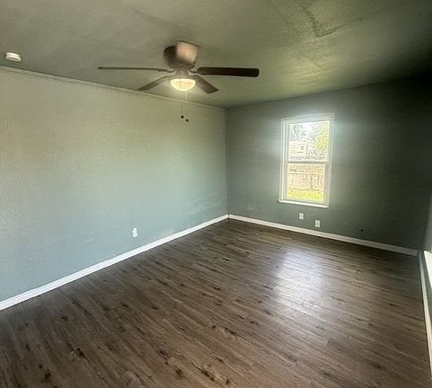 4th image of 2815 Marguerite St #1