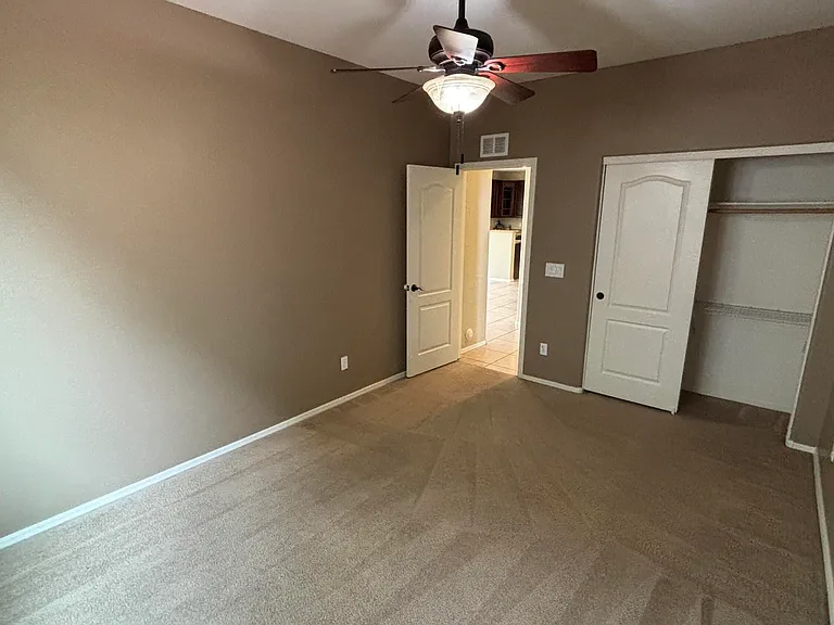 4918 W Melody Ln — Photo 16