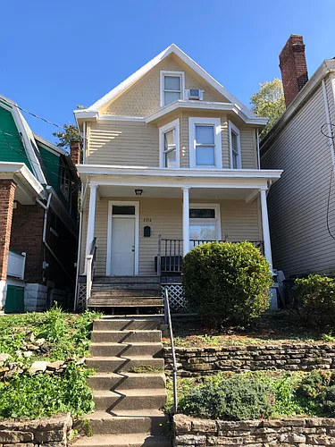 2376 Victor St Photo 1