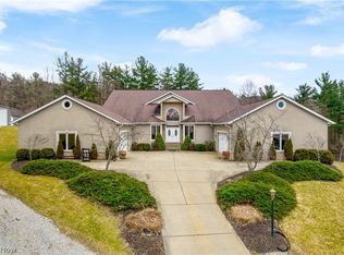 70951 Pine Hollow Rd, Bridgeport, OH 43912