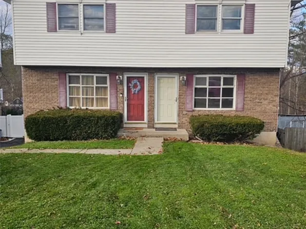 900 Wallace St, Endicott, NY 13760