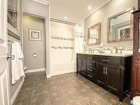 Spacious Updated Bathroom!