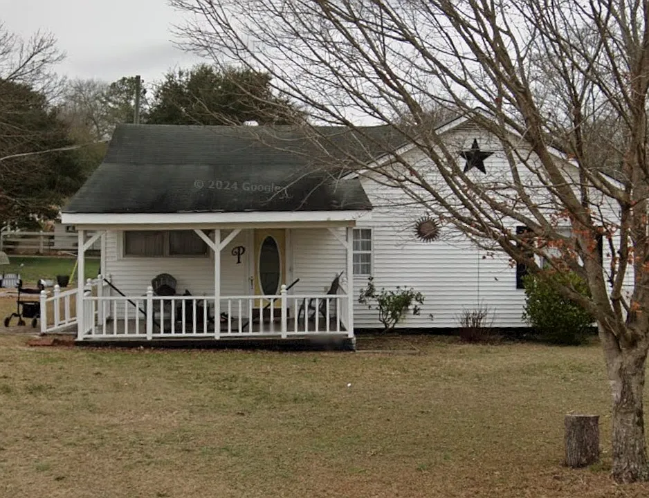 294 E Main St #1