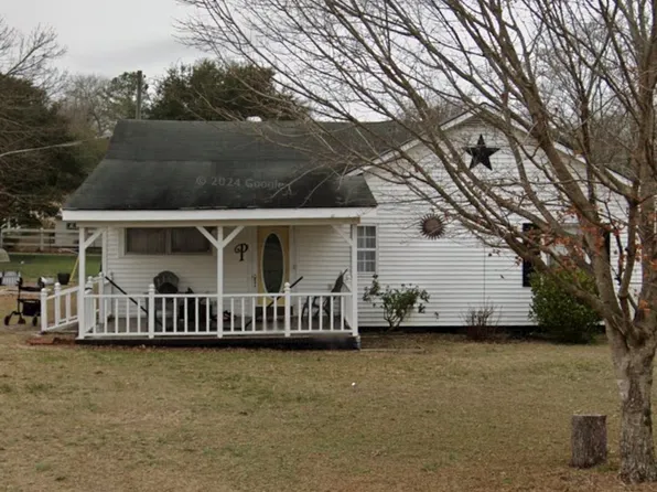 294 E Main St #1, Coats, NC 27521