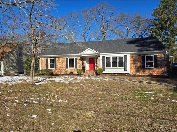 4600 Bruce Rd, Chester, VA 23831