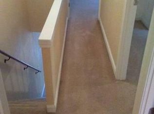 40 Lester St, Springfield, MA 01108