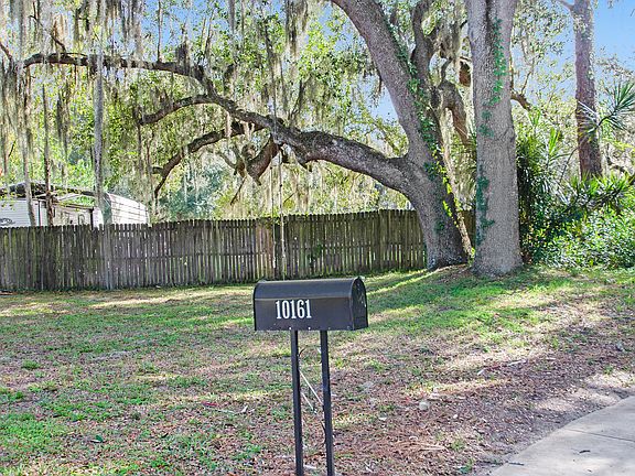 5th image of 10161 Moultree Ct