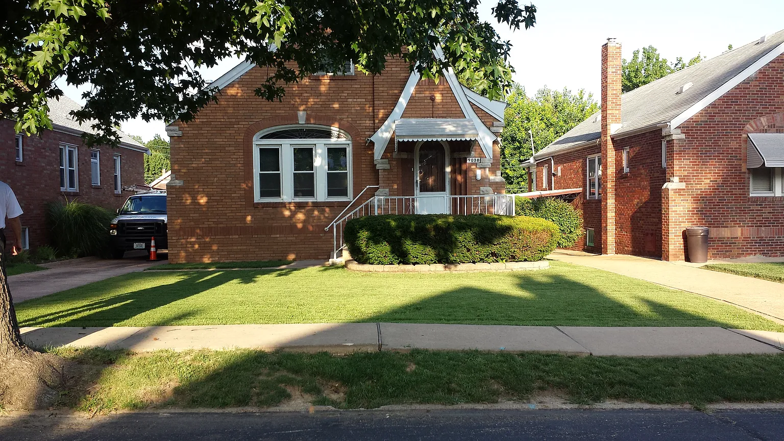 9038 Philo Ave photo 1