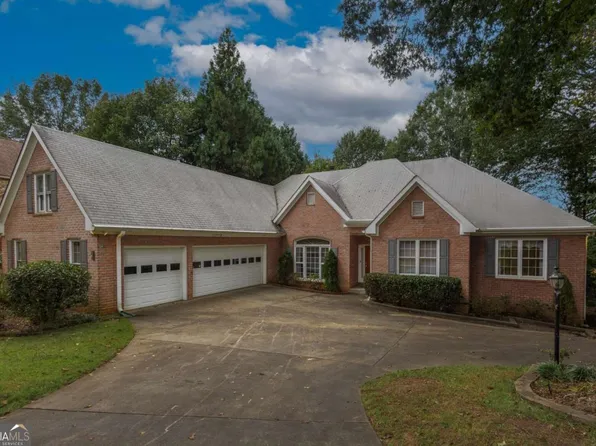 2372 Merrymount Dr, Suwanee, GA 30024