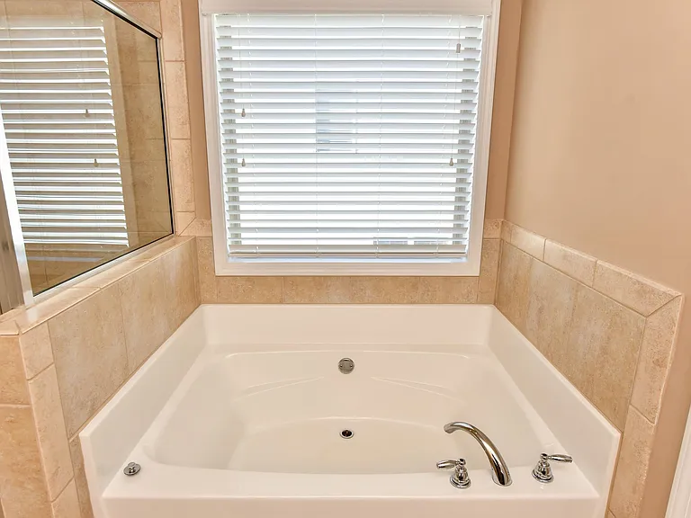 38 Ramapo Ct — Photo 41