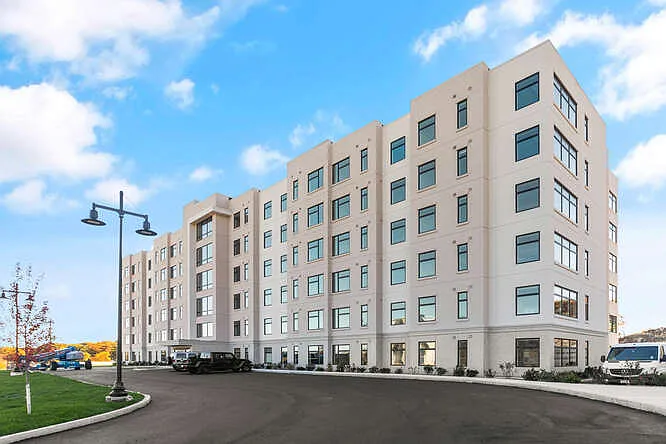 Essex Landing Apartments — Photo 1