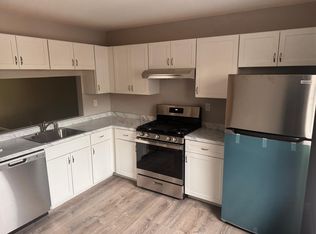 605 Woodbridge Commons Way, Iselin, NJ 08830