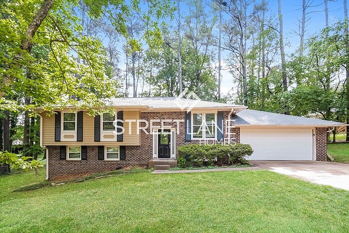 1st image of 2910 Woodgate Ct