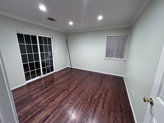 3rd image of 10430 Dover Way