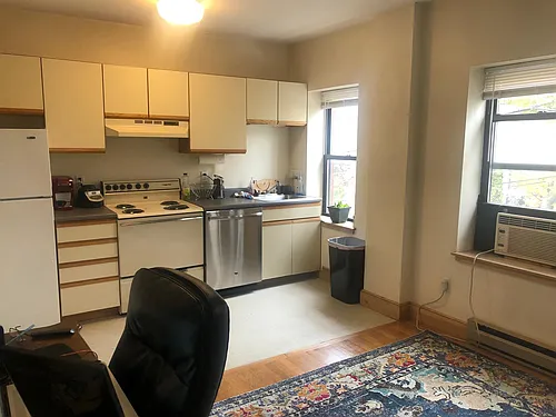 41 Ivaloo St #1 Photo 1