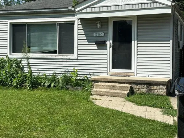 19165 Kinloch, Redford, MI 48240