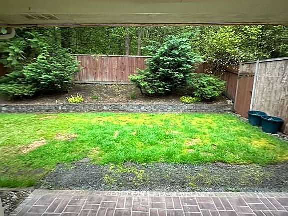 5th image of 15012 71st Ave E