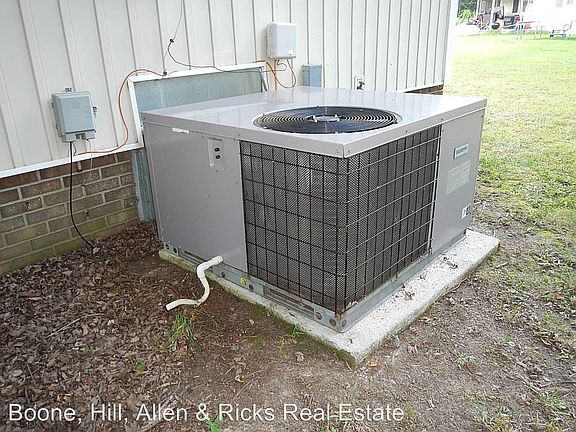 2nd image of 5993 Weax Parker Ln