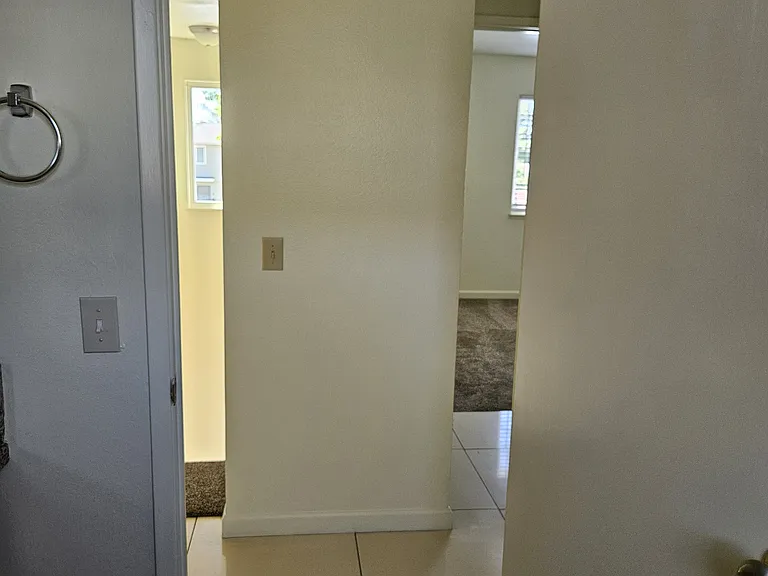 127 Villa Ct #6 — Photo 21