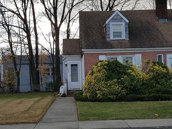 3rd image of 307 McKinley St