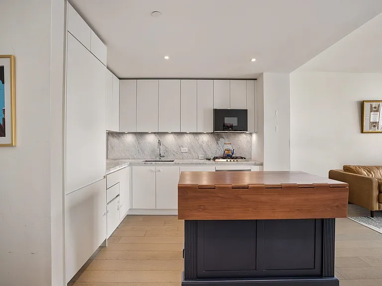 144 1st St #2C — Photo 8