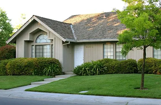 3 bed, 1450 sqft, $3,150 — Photo 3
