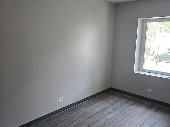 5th image of 11462 S Church St Unit 1