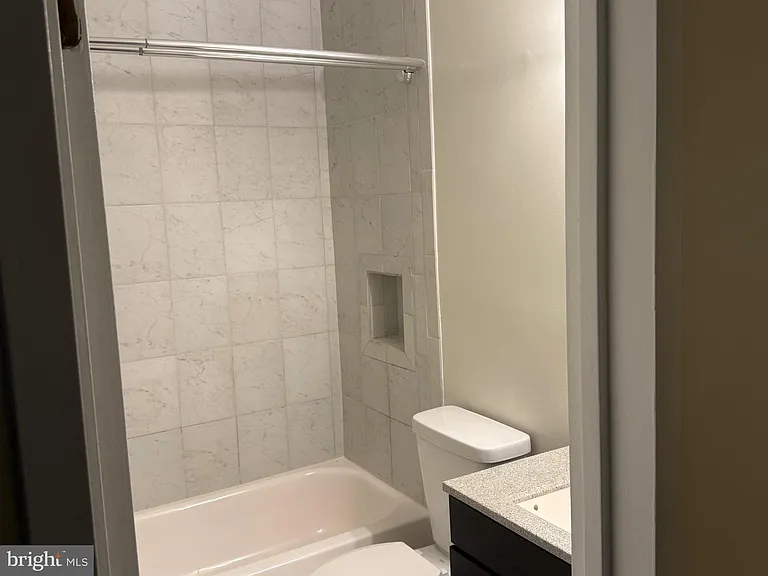 2366 Soft Wind Ct — Photo 17