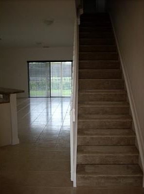 5th image of 2998 NW 35th Way