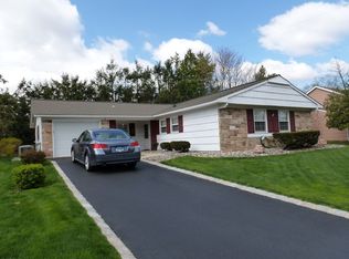 8 Indigo Ln, Matawan, NJ 07747