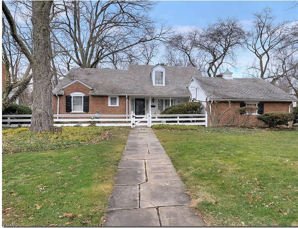 3405 Hollister Rd photo 1