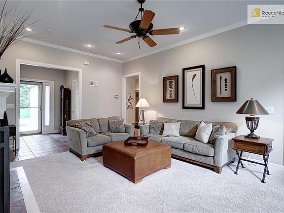 High Ceilings and Crown Molding