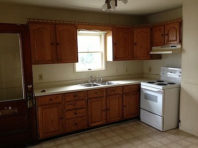 1st image of 36 Spruce St APT B