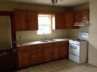 36 Spruce St APT B, Sanford, ME 04073