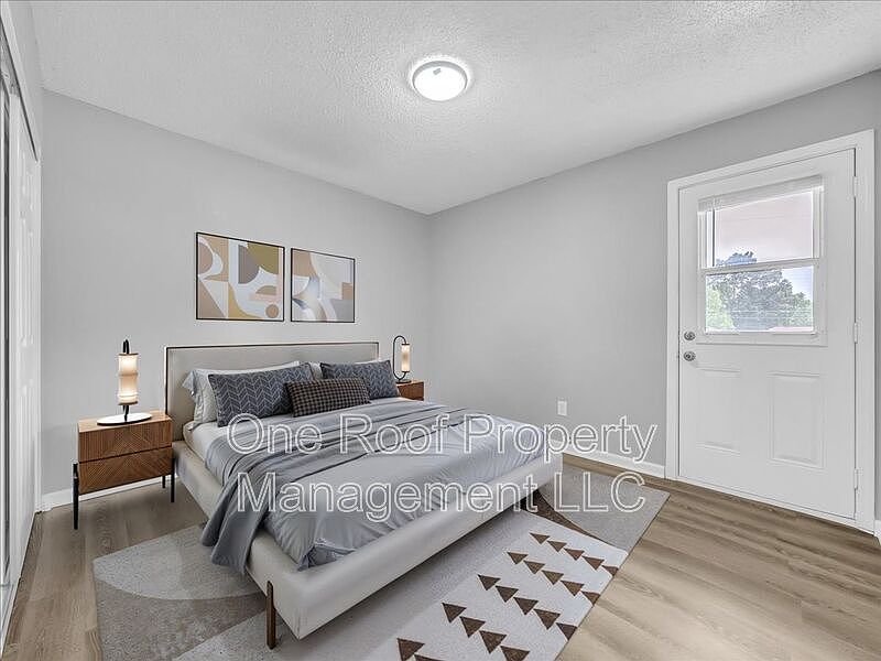 1st image of 2001 Chateau Dr #A