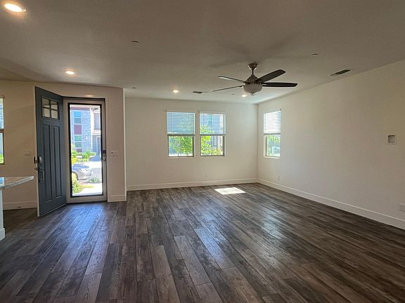 3rd image of 1667 Fern Glen Ave