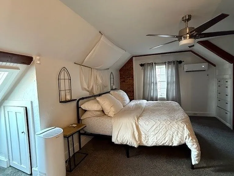 2324 S Jefferson St — Photo 20