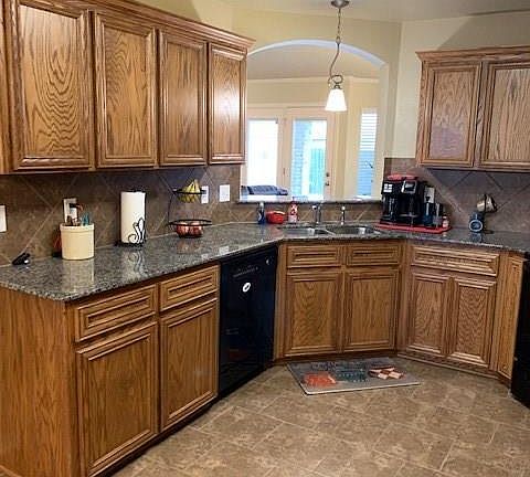 4th image of 3211 Briscoe Dr