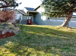 3752 SW Wickiup Pl, Redmond, OR 97756