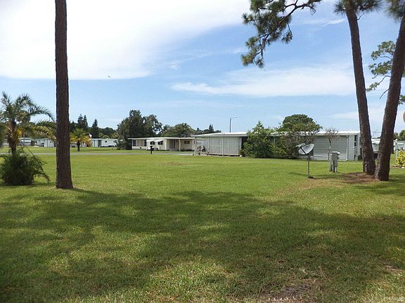 REAR OF HOME