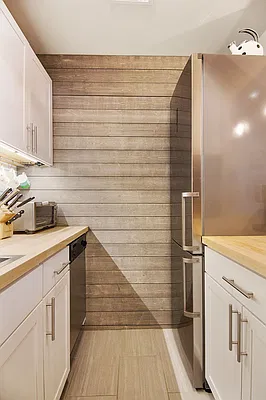 Sold by Prestige Property Group LLC | media 19